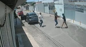 video:-tentativa-de-assalto-no-df-termina-com-motorista-e-idoso-baleados