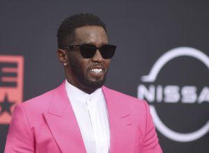 sean-‘diddy’-combs-da-curso-de-empreendedorismo-na-prisao,-dizem-advogados